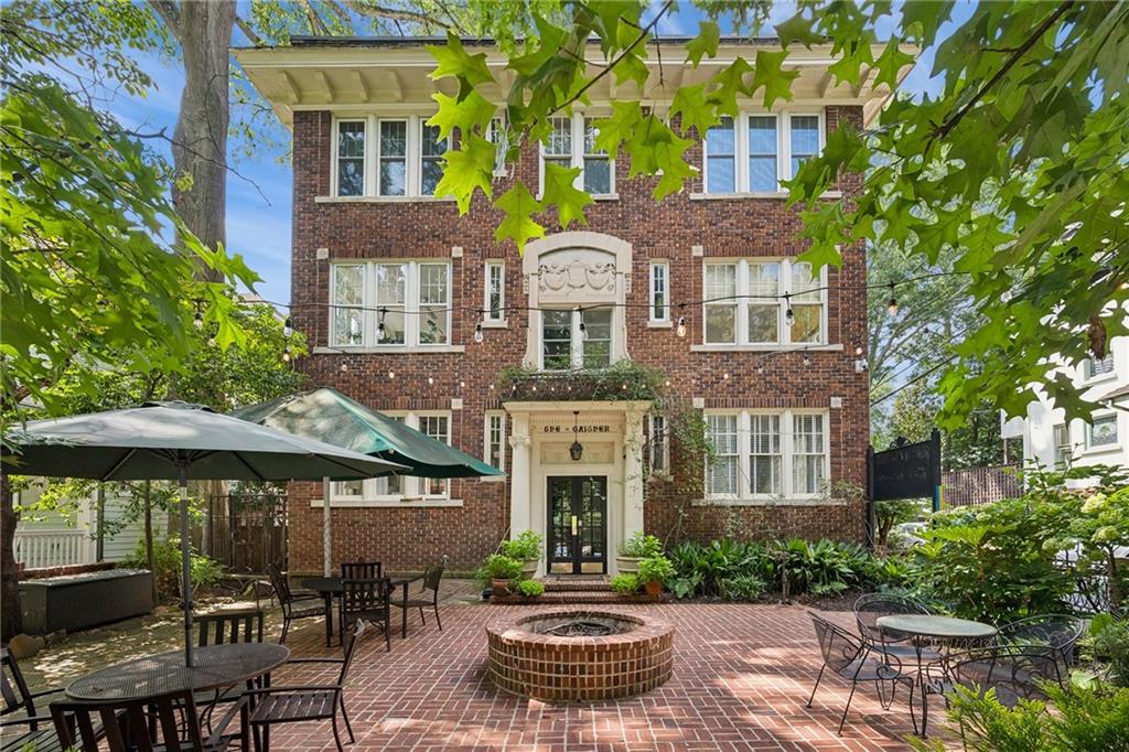 301 10th Street NE Unit 4