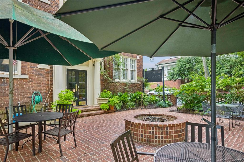 301 10th Street NE Unit 4
