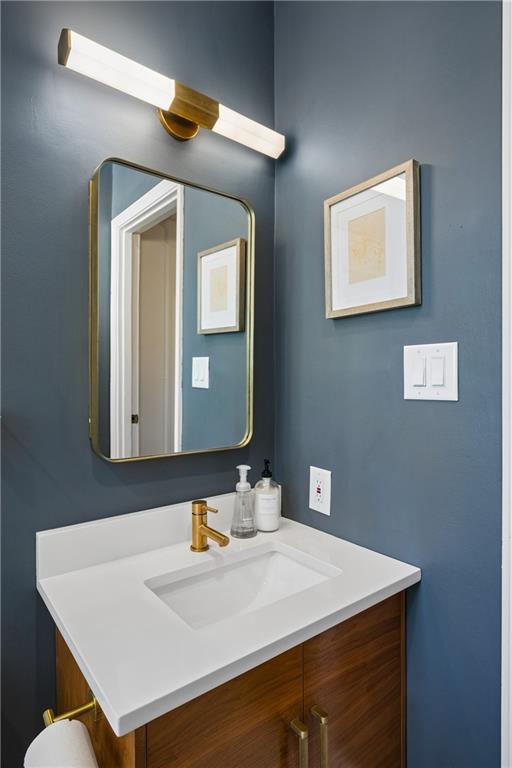 301 10th Street NE Unit 4