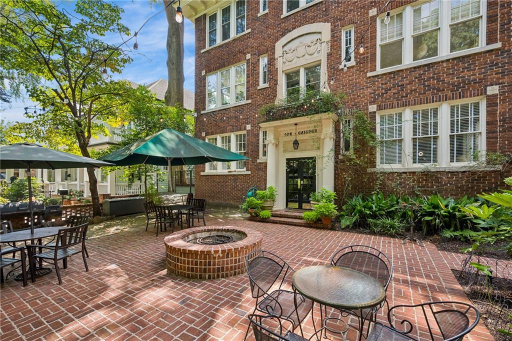 301 10th Street NE Unit 4