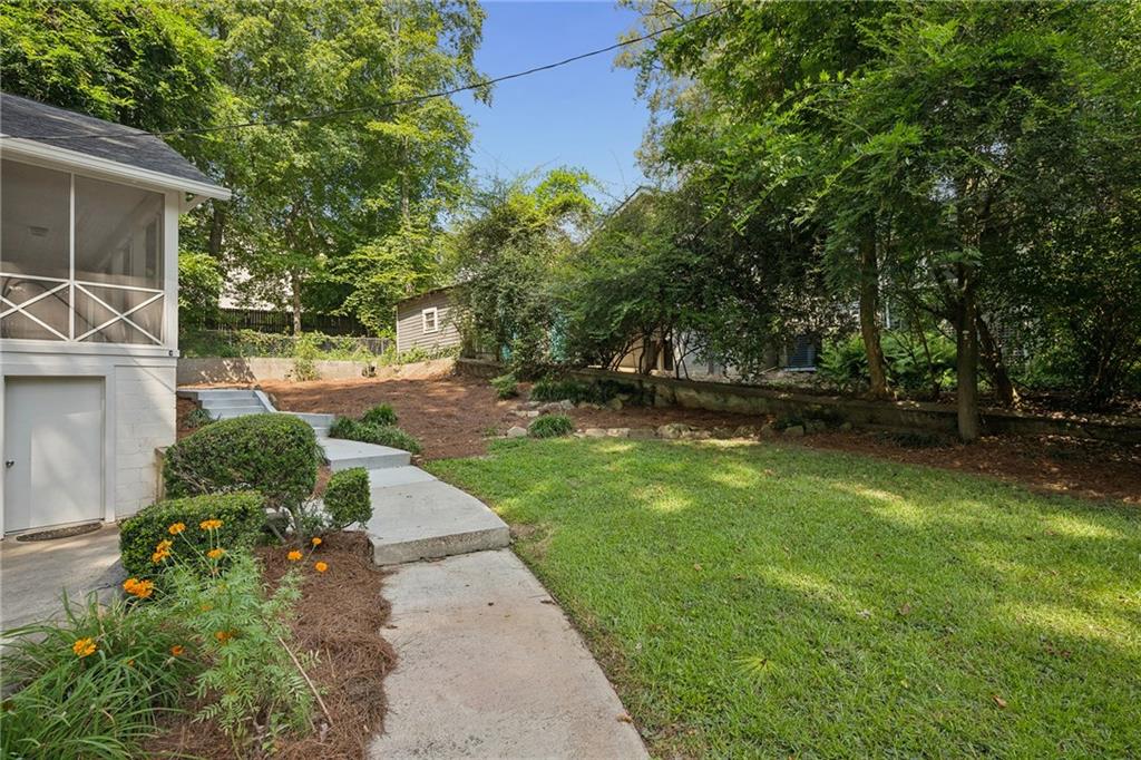 472 Burlington Road NE