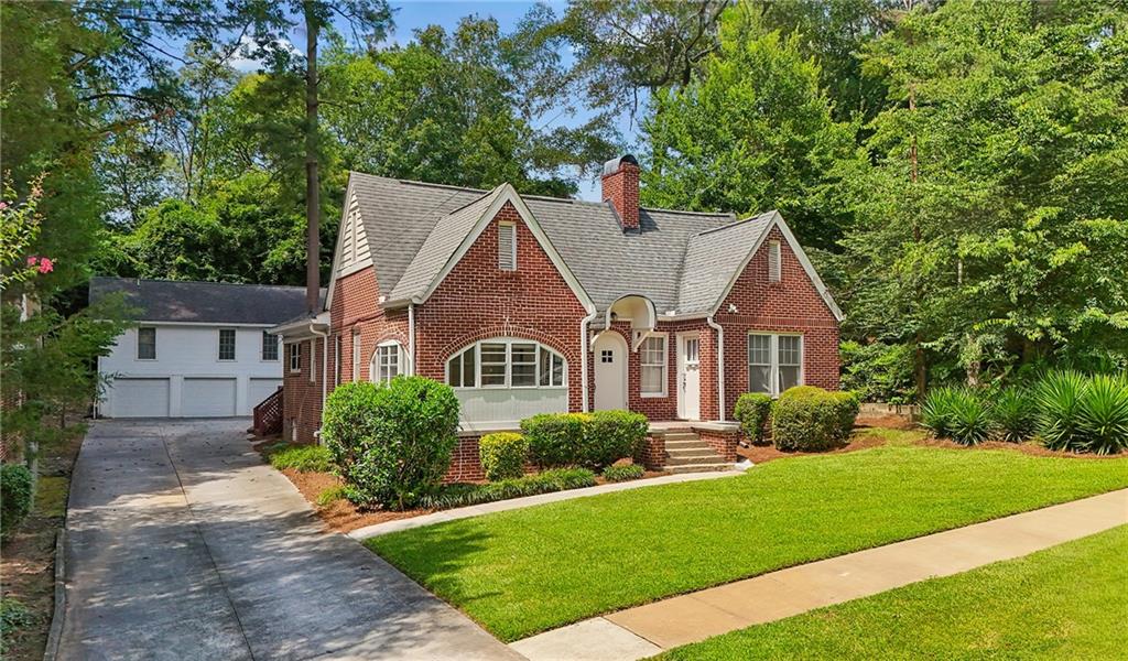 472 Burlington Road NE