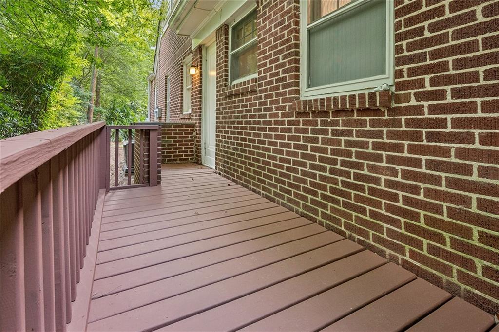 472 Burlington Road NE