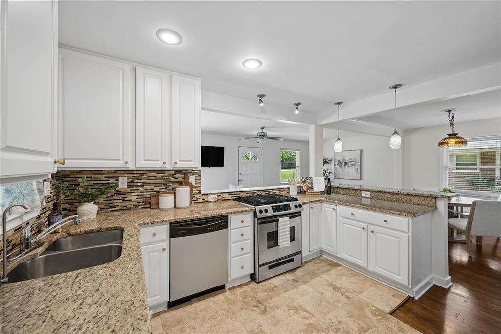 2316 Poplar Springs Drive NE