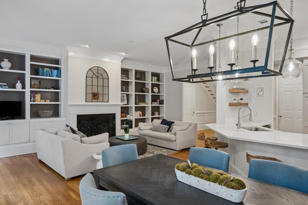 3313 Buckhead Forest Mews NE