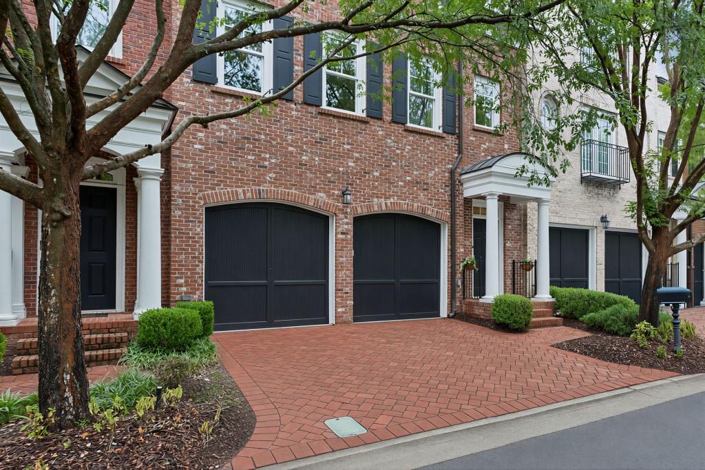 3313 Buckhead Forest Mews NE