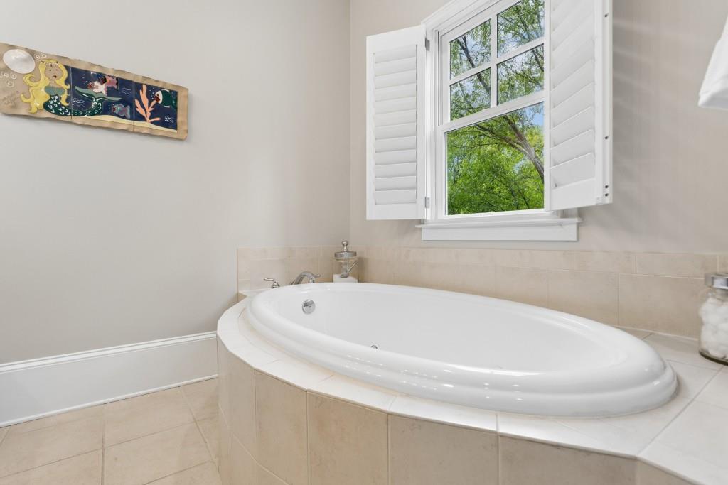 3313 Buckhead Forest Mews NE