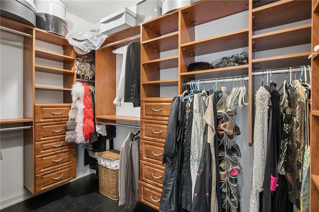 2828 Peachtree Road NW Unit 2403
