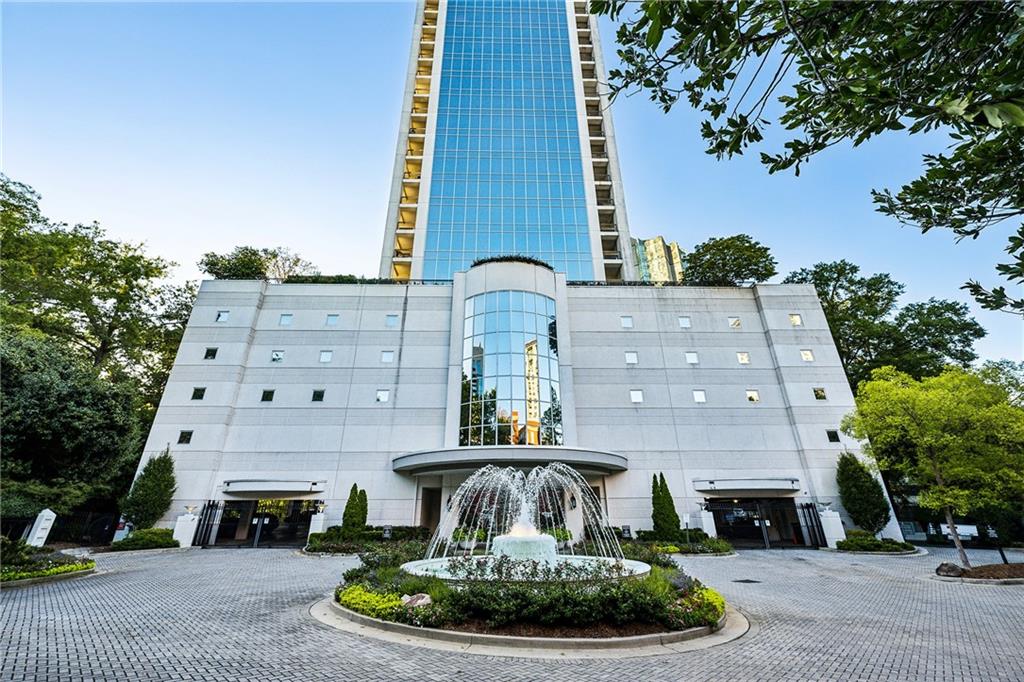 2828 Peachtree Road NW Unit 2403
