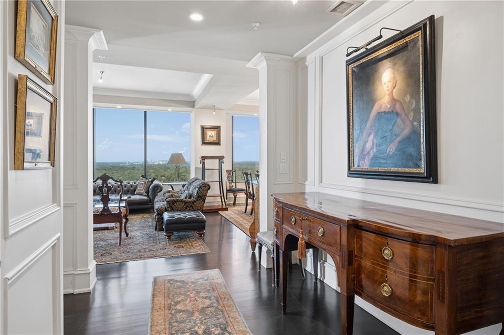 2828 Peachtree Road NW Unit 2403