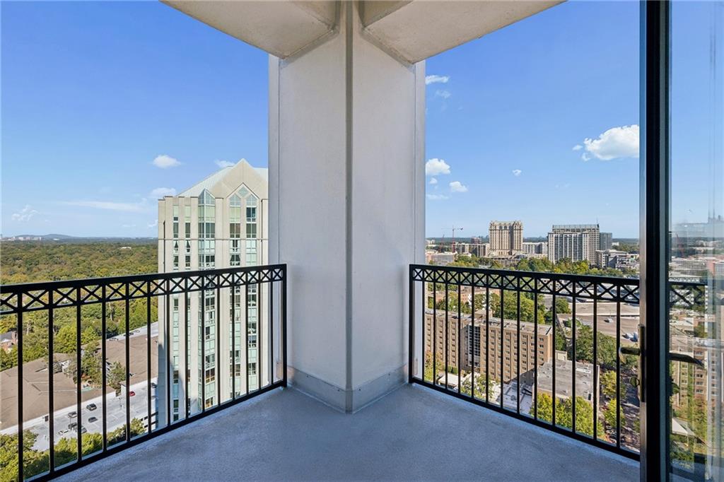 2828 Peachtree Road NW Unit 2403
