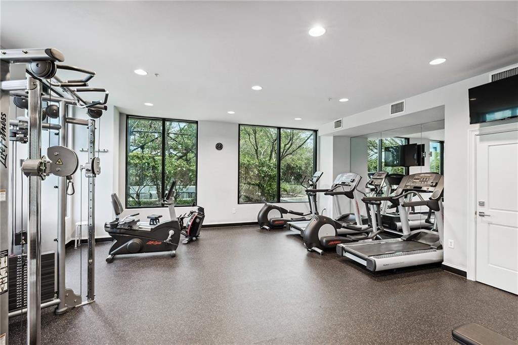 2828 Peachtree Road NW Unit 2403
