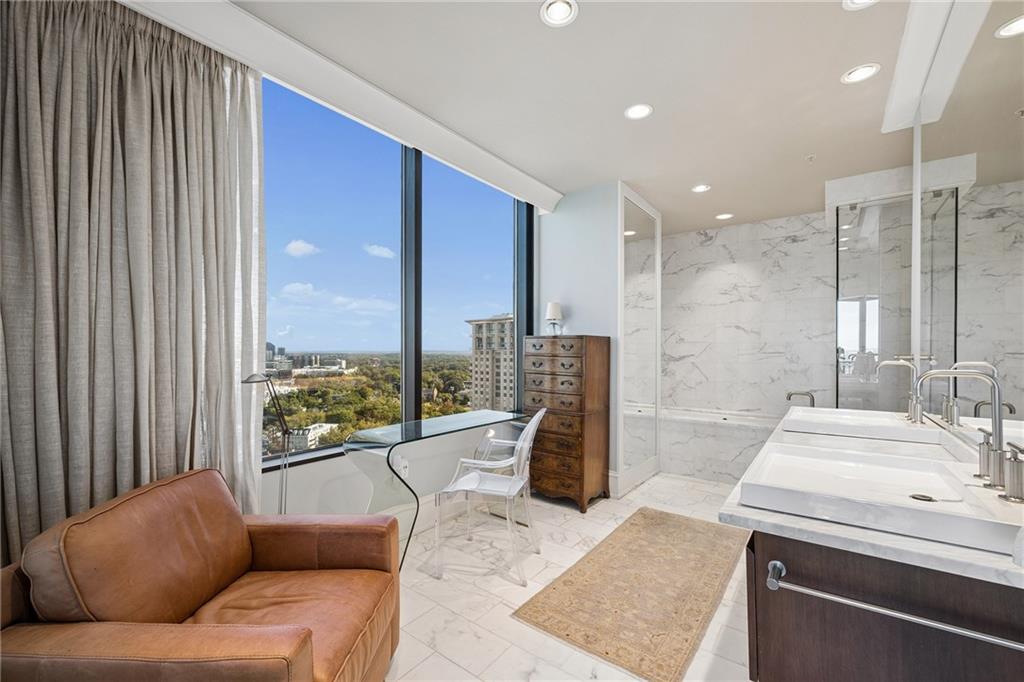 2828 Peachtree Road NW Unit 2403