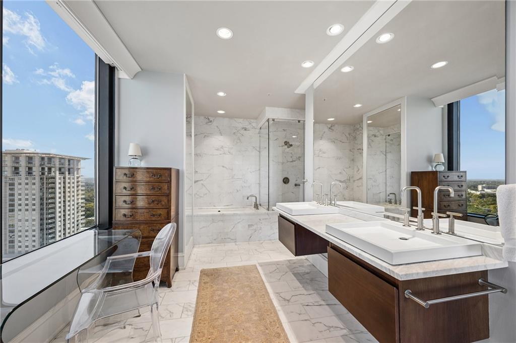 2828 Peachtree Road NW Unit 2403