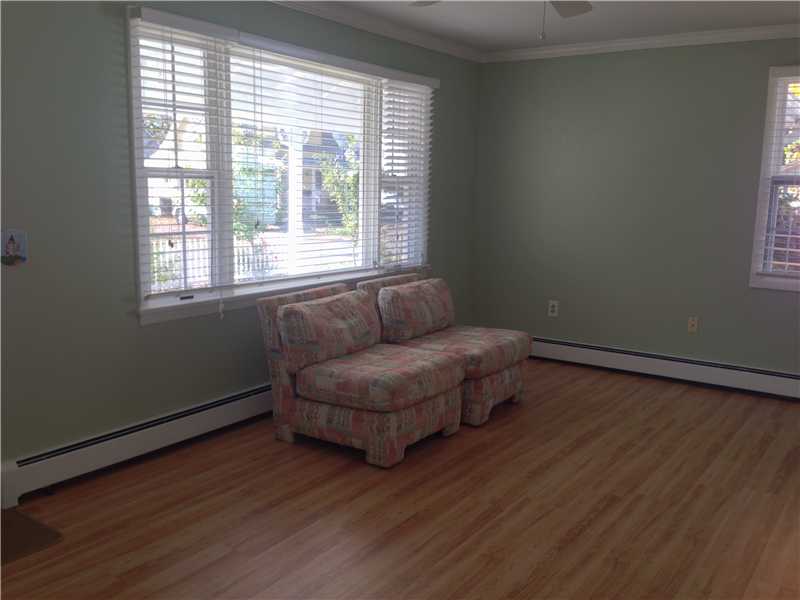 127 HAWTHORNE Avenue