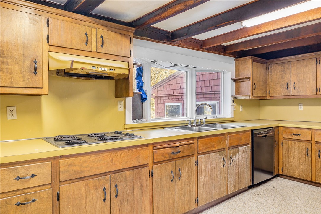 1289 South Road