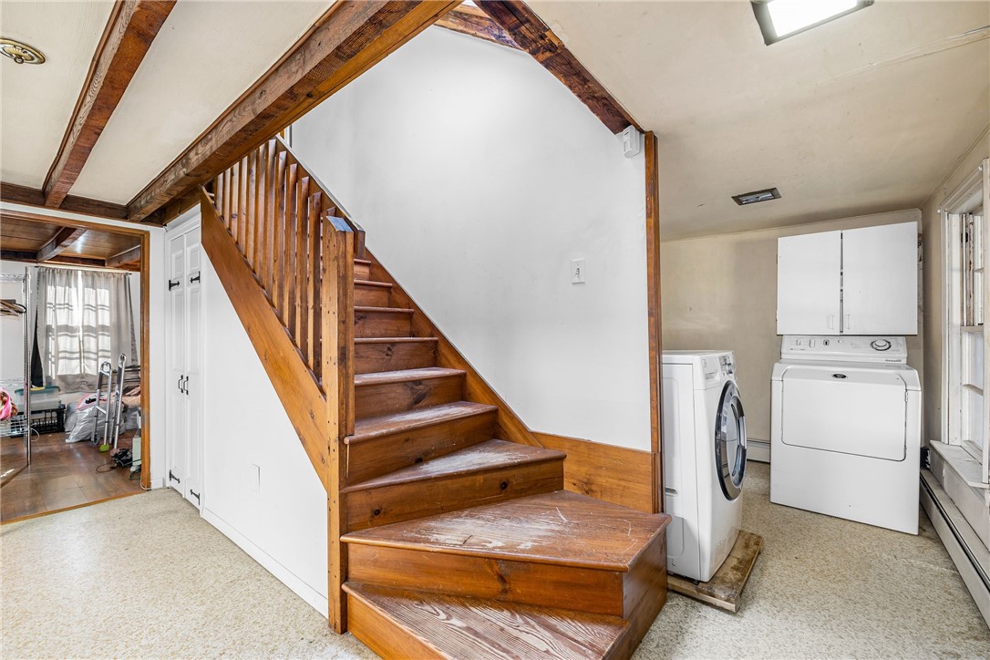 1289 South Road