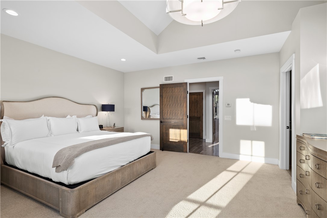 3 White Hawk Ridge Ridge