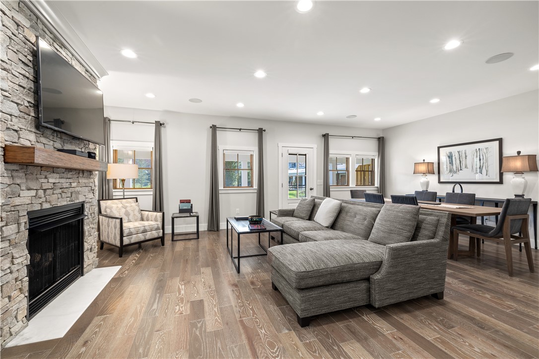 3 White Hawk Ridge Ridge