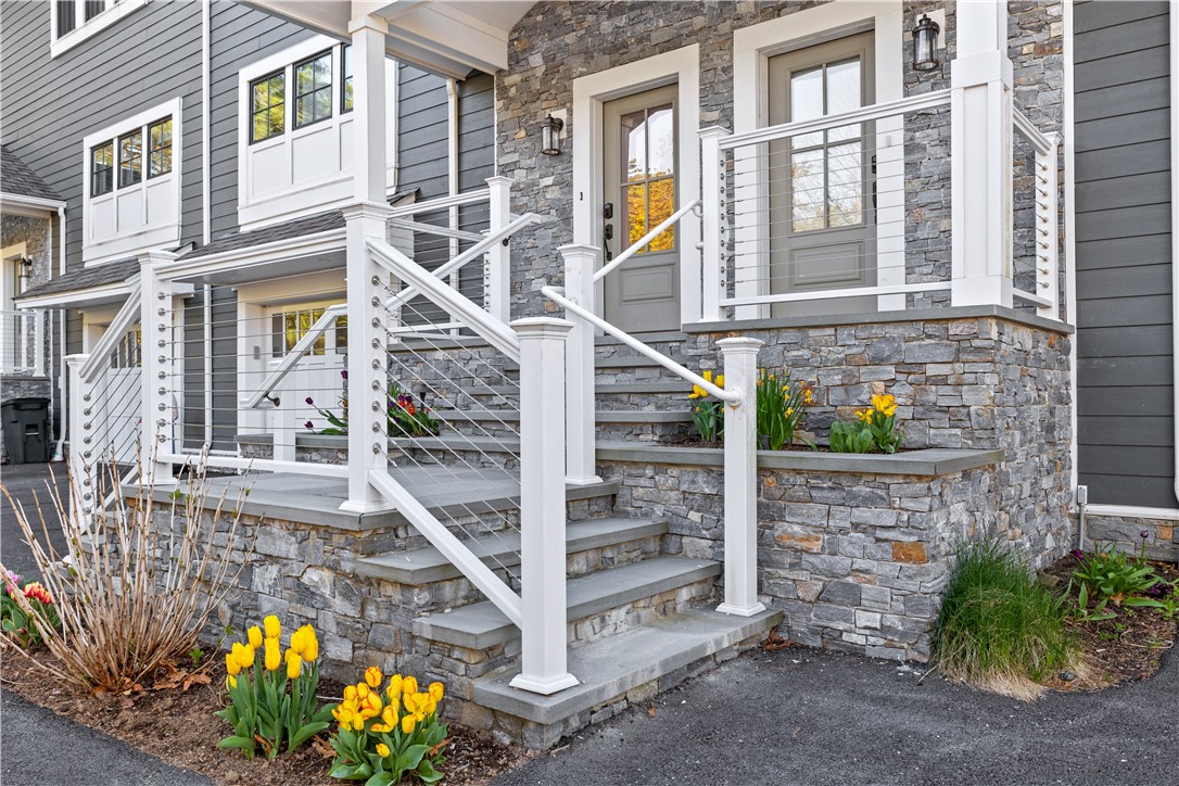 3 White Hawk Ridge Ridge