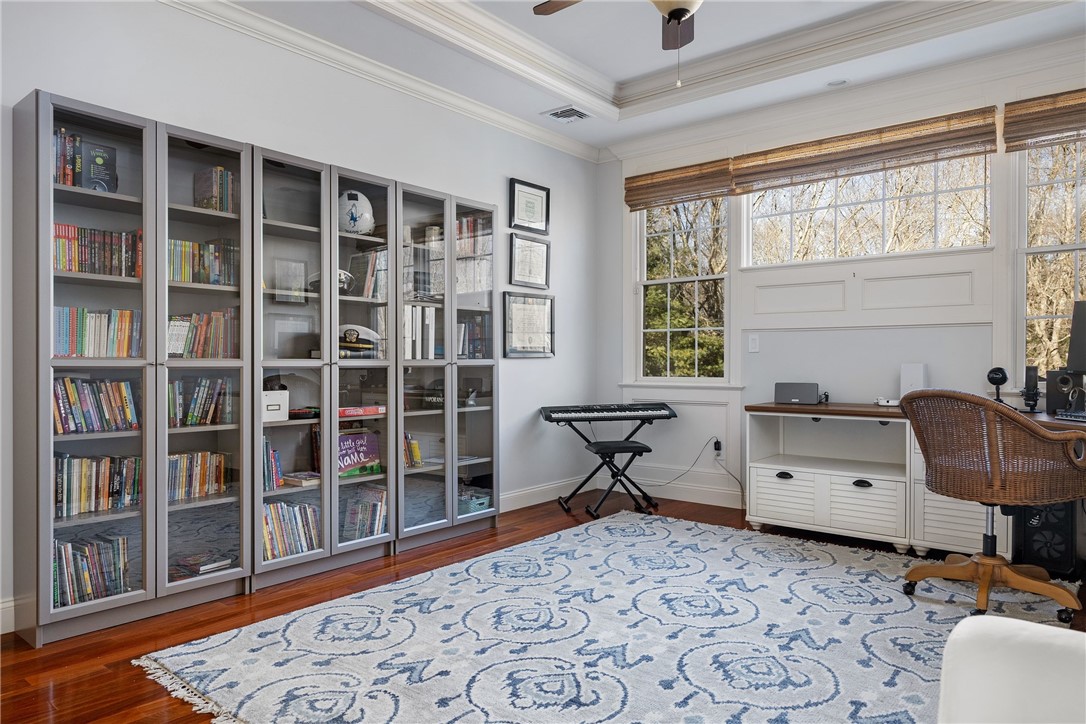 85 Longmeadow Drive