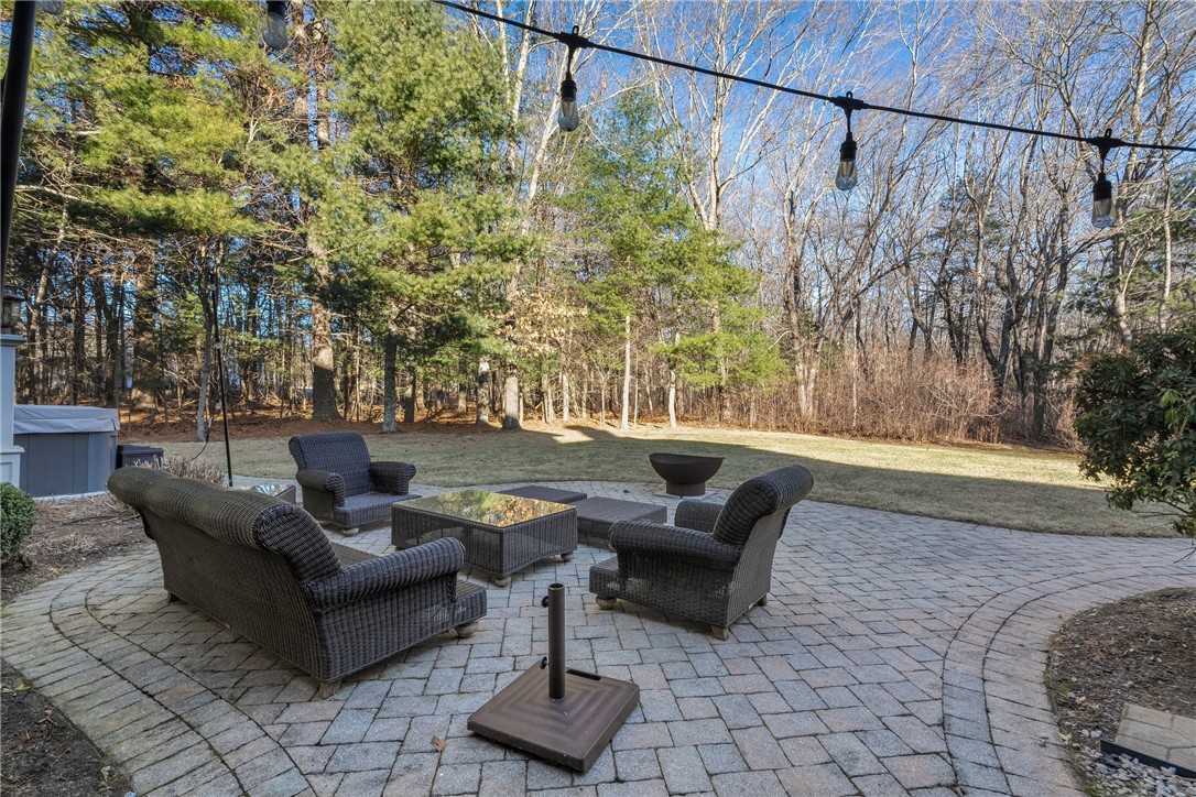 85 Longmeadow Drive