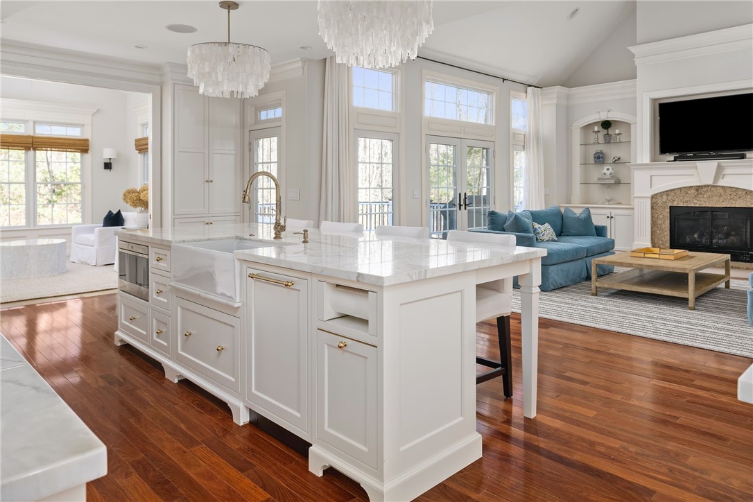 85 Longmeadow Drive