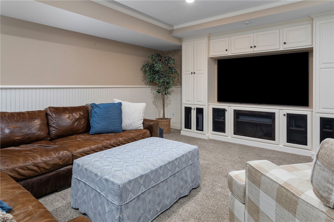 85 Longmeadow Drive