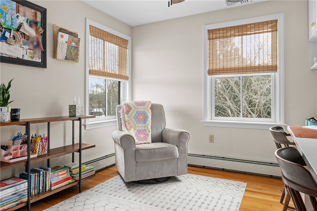 851 North Quidnessett Road