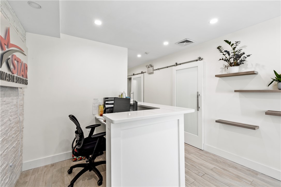 5670 Post Road
