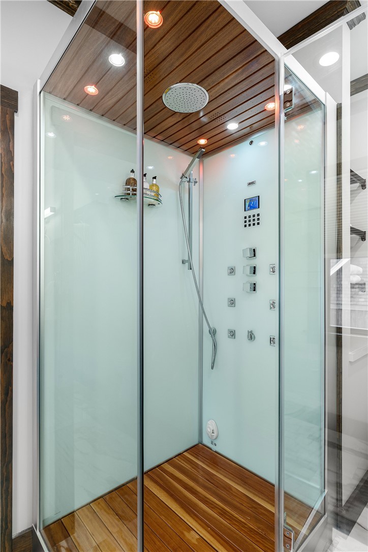 3 Gardenia Drive M6