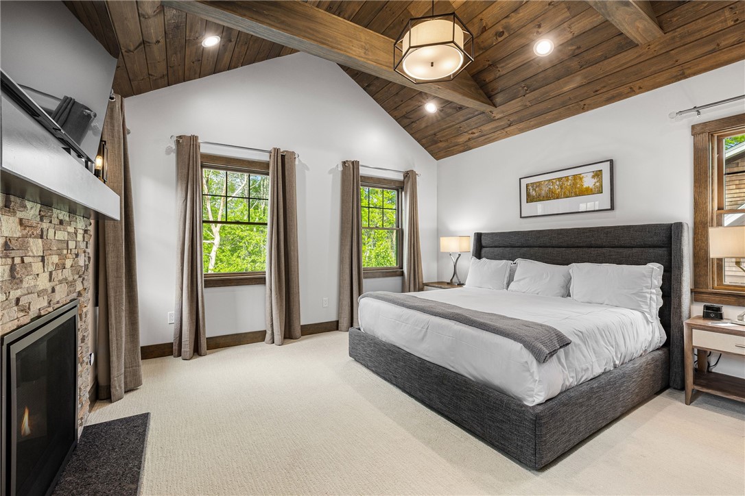 3 Gardenia Drive M6