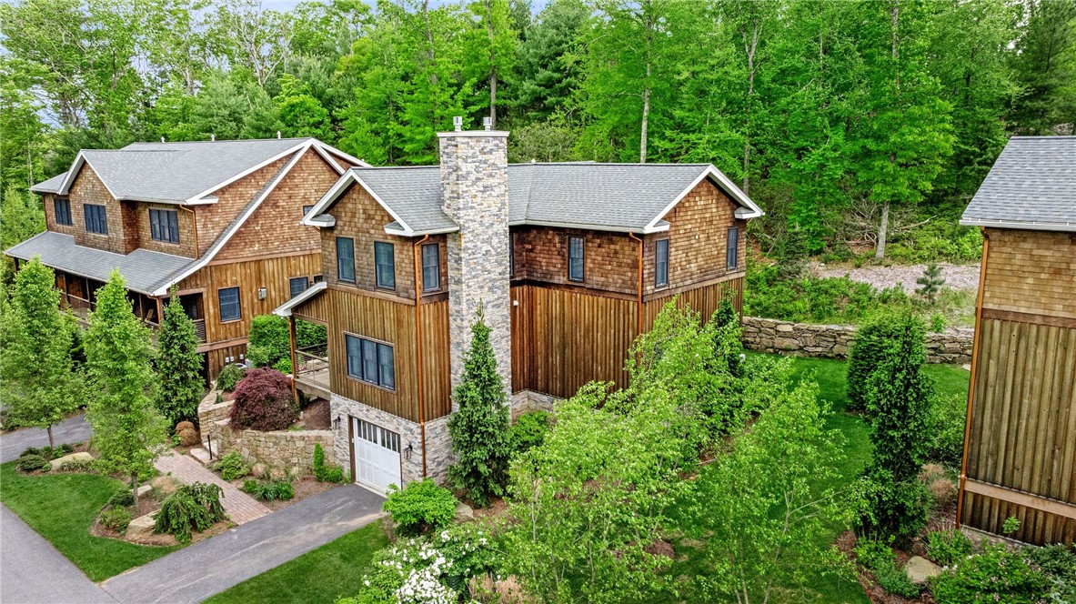 3 Gardenia Drive M6
