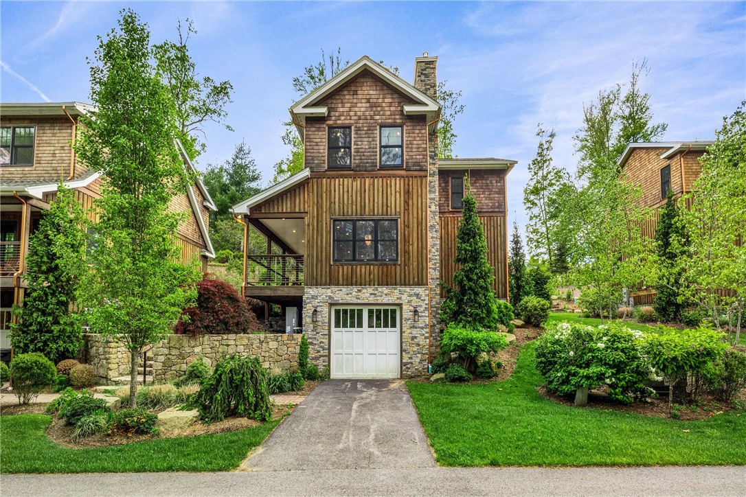 3 Gardenia Drive M6