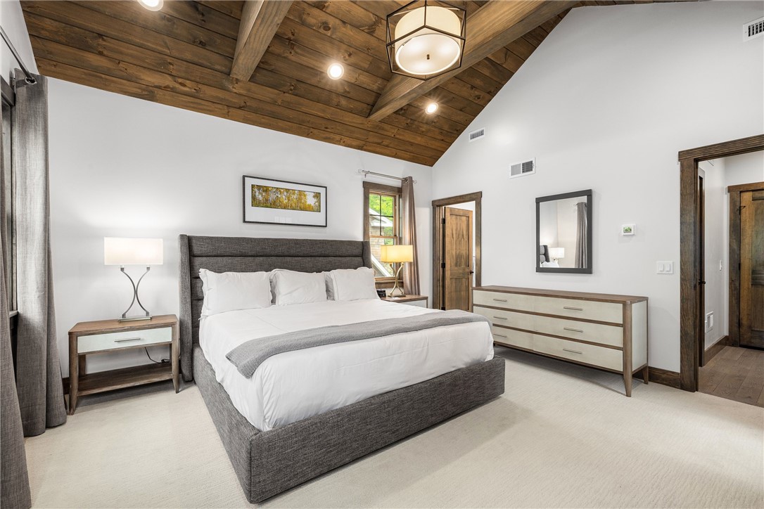 3 Gardenia Drive M6