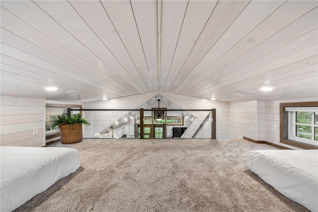 12 Alexander Circle TH2