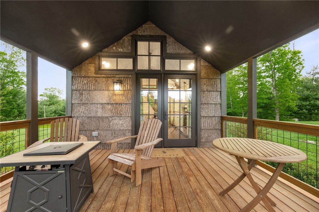 12 Alexander Circle TH2