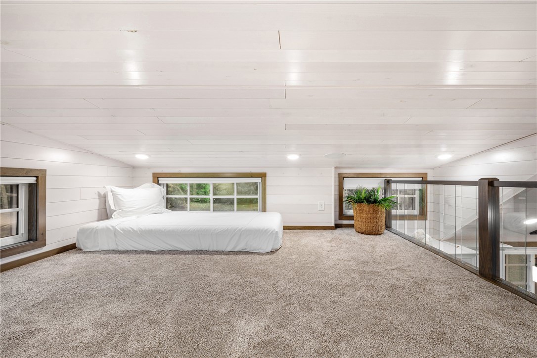 12 Alexander Circle TH2