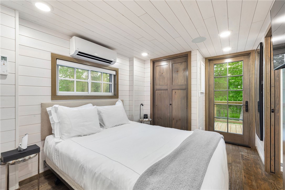 12 Alexander Circle TH2