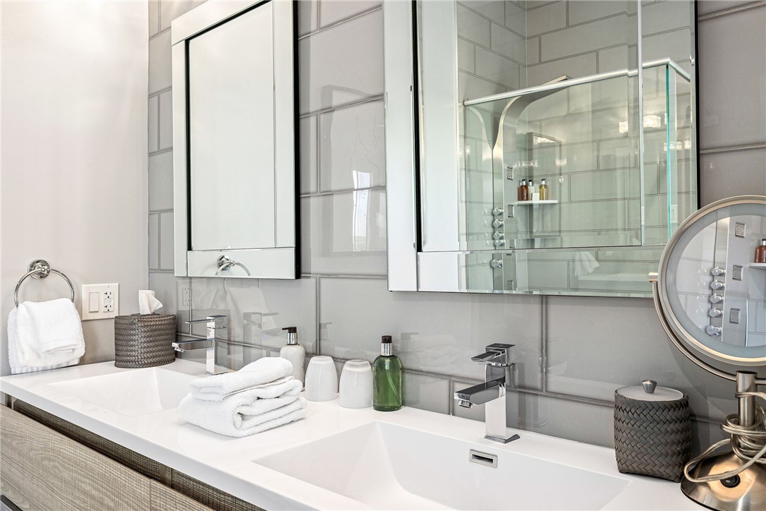 2 Bumblebee Drive G16