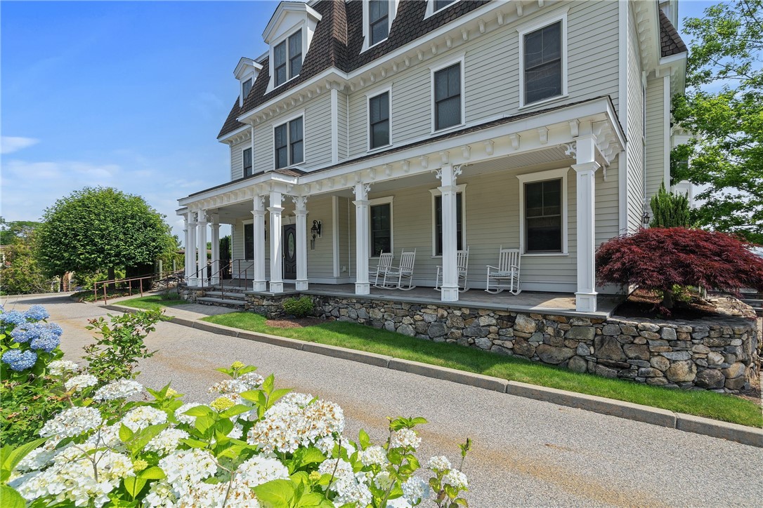 3958 Post Road 11