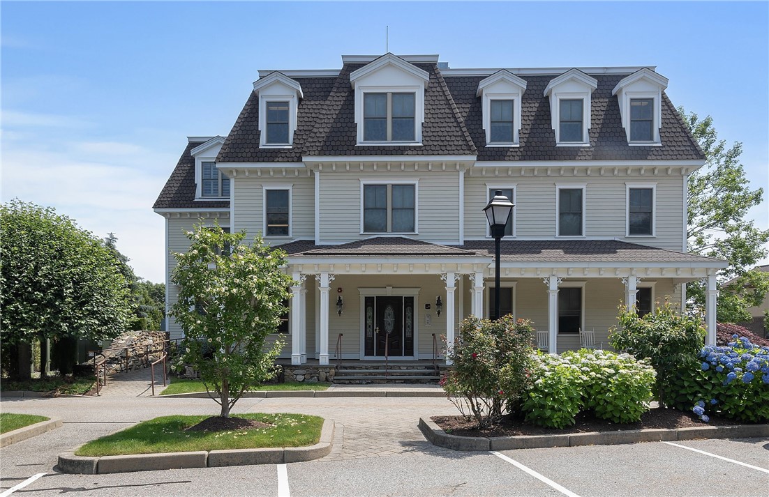 3958 Post Road 11