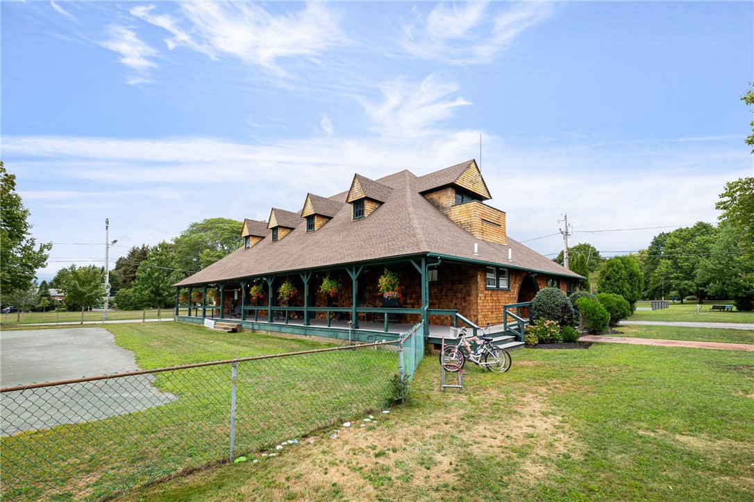 41 8th Avenue