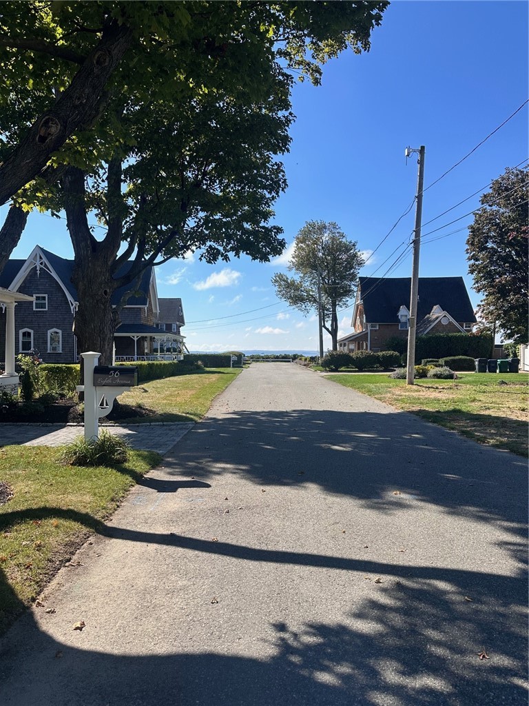 41 8th Avenue