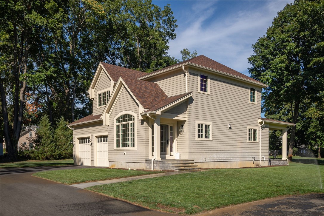 40 Kenyon Avenue