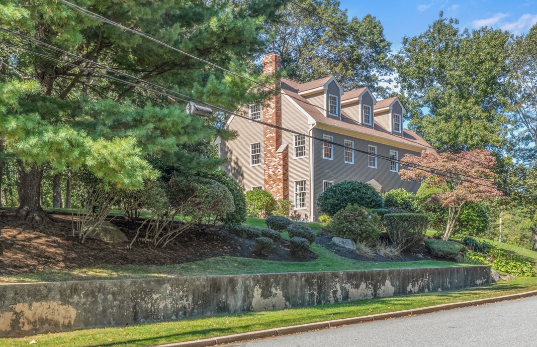 50 Sundale Lane