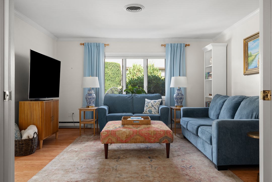 112 Pine Glen Drive C-2