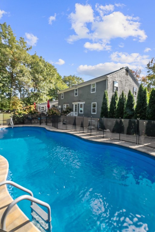 320 Stone Ridge Drive