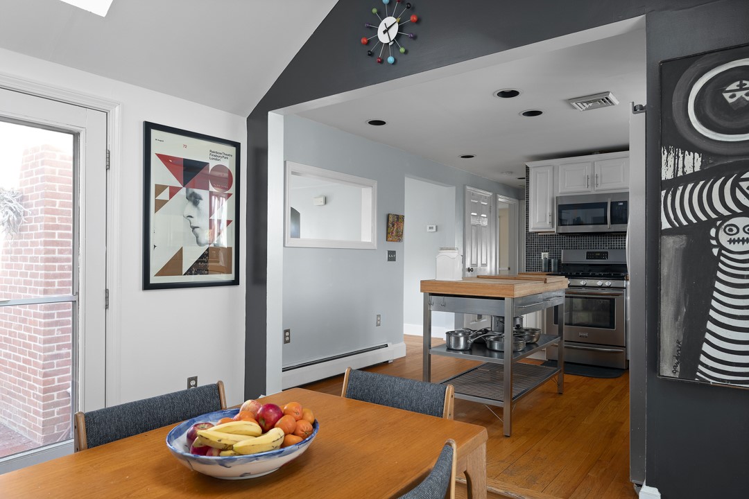 922 Narragansett Parkway