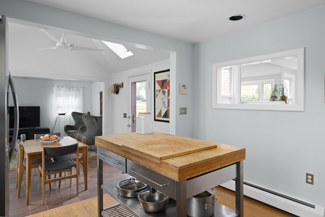 922 Narragansett Parkway